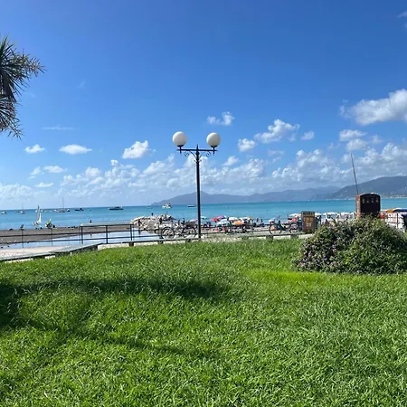 Gianca E Vale Sestri Levante